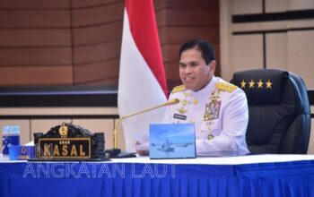 KASAL Laksamana TNI Muhammad Ali Berikan Materi Pembekalan Terhadap Ratusan Perwira Remaja