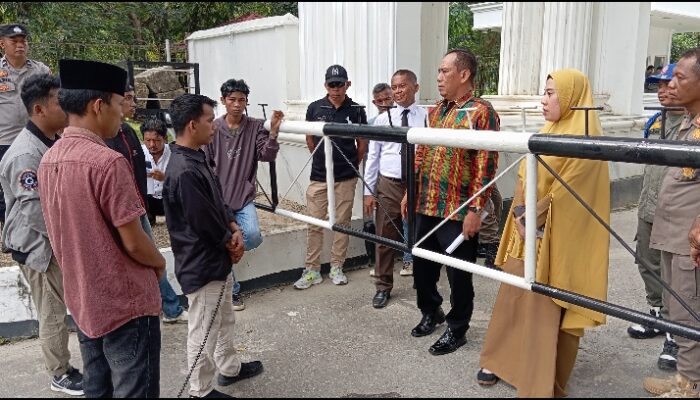 Soroti Dugaan Pelanggaran Sistem Merit dan Bagi-bagi Jabatan di Butur, Konsorsium Pemuda Sultra Geruduk Kantor Gubernur