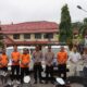 Kapolres Bungo dan PJU Pasang Stiker Layanan Polisi 110 pada Kendaraan Dinas