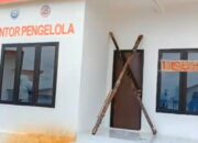 Proyek KNMP di Desa Malalanda Disegel, Imbas Tunggakan Utang PT Wirabaya Nusantara Permai Rp1,7 Miliar