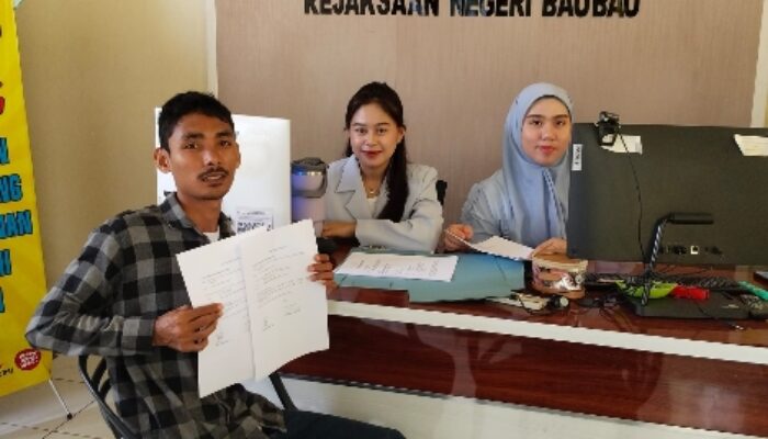 Ikrar Kepton Laporkan Dugaan Pelanggaran dalam Proses Seleksi Sekda Baubau ke Kejari
