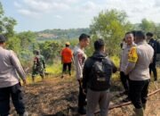 Kebakaran Lahap 4 Hektare Lahan di Manggar, TNI- Polri dan BPBD Bergerak Cepat Cegah Api Mendekati Pemukiman