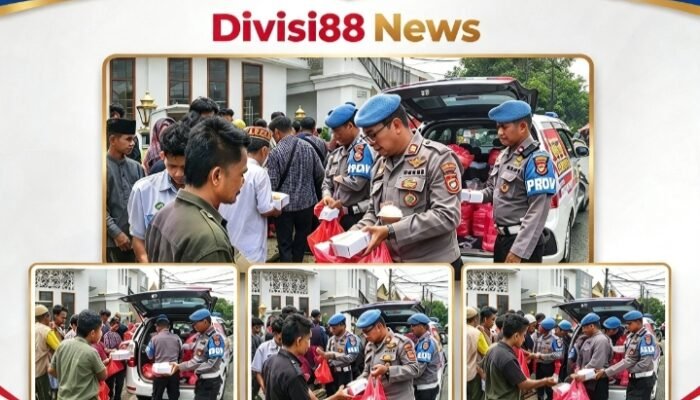 Jumat Berkah, Si Propam Polresta Balikpapan Bagikan 200 Nasi Kotak, Hadirkan Wajah Humanis Polri di Tengah Masyarakat